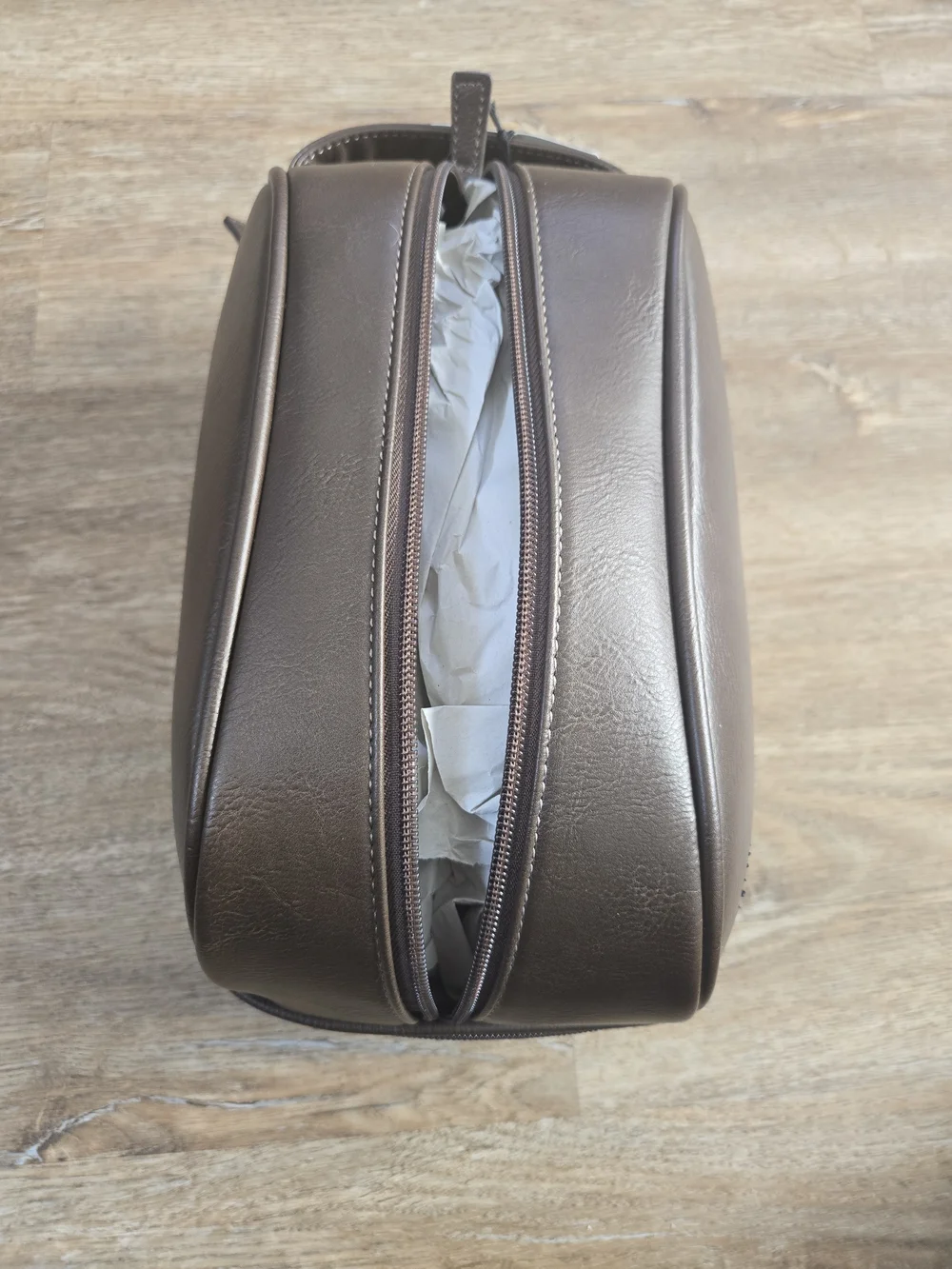 Dockers Brown Men's Travel Dopp Kit Toiletry Bag